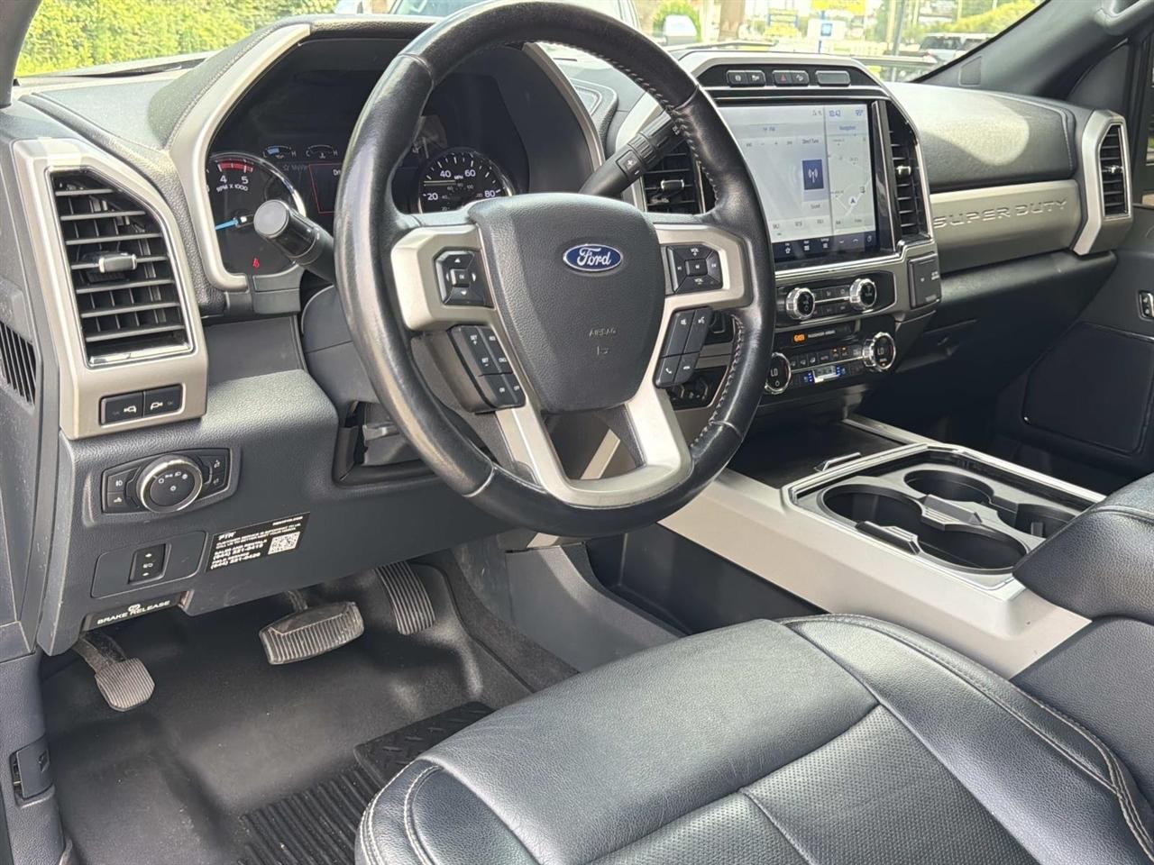 Ford Super Duty F-250 SRW King Ranch 4WD Crew Cab 8' Box 2022