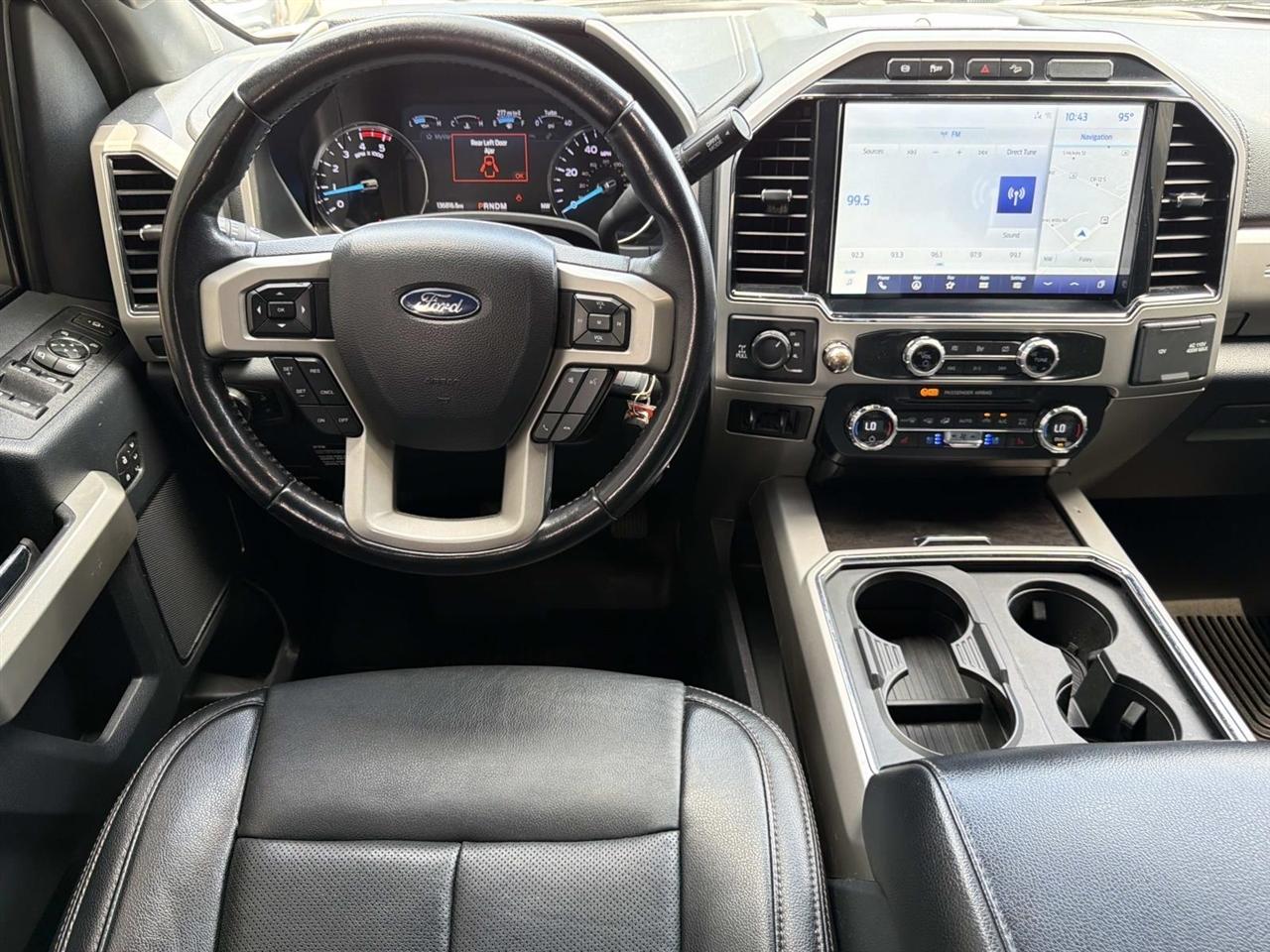 Ford Super Duty F-250 SRW King Ranch 4WD Crew Cab 8' Box 2022