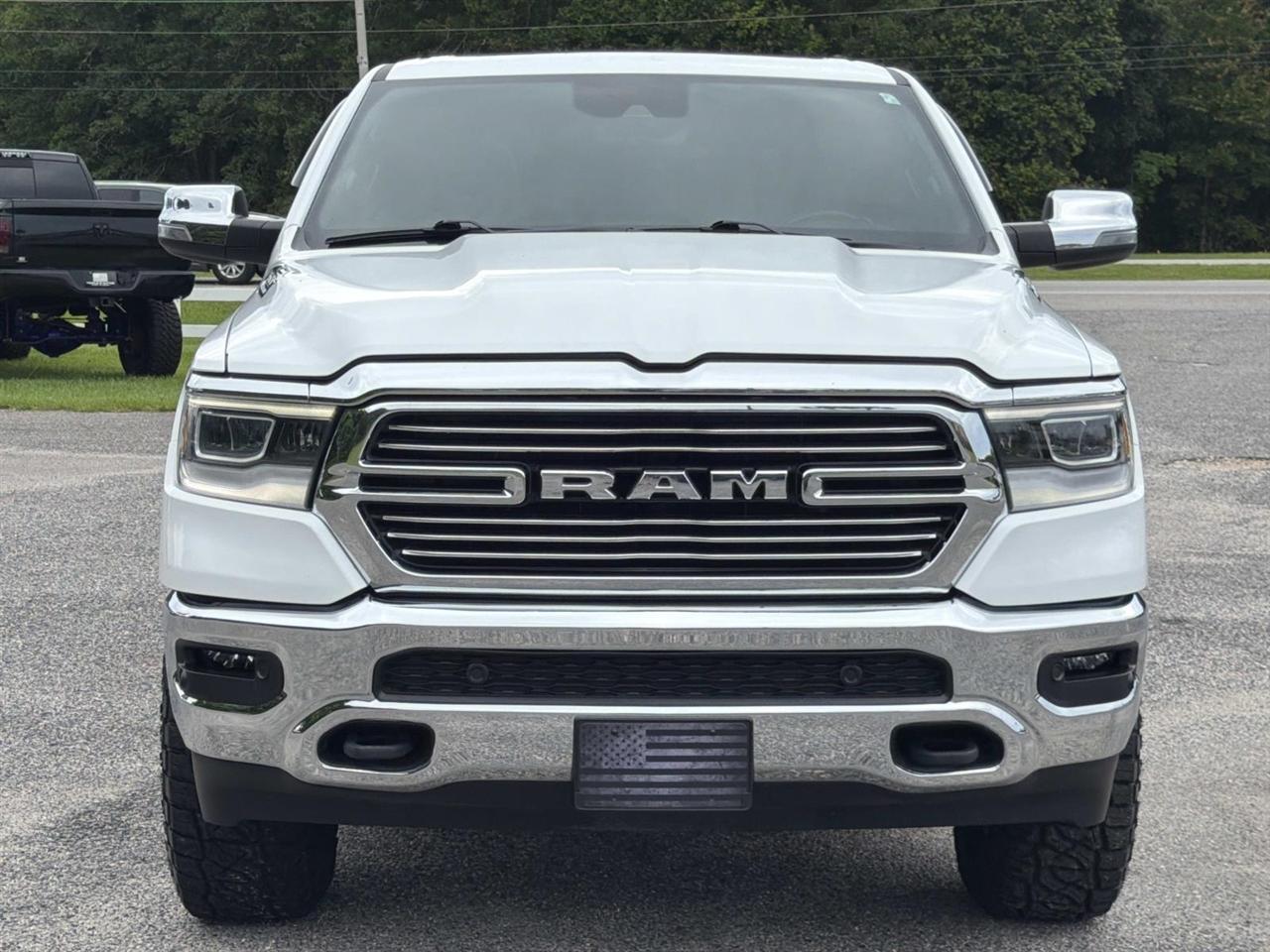 RAM 1500 Laramie 4x4 Crew Cab 5'7" Box 2023