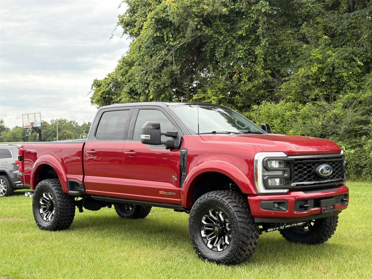 Ford Super Duty F-250 SRW King Ranch 4WD Crew Cab 8' Box 2024