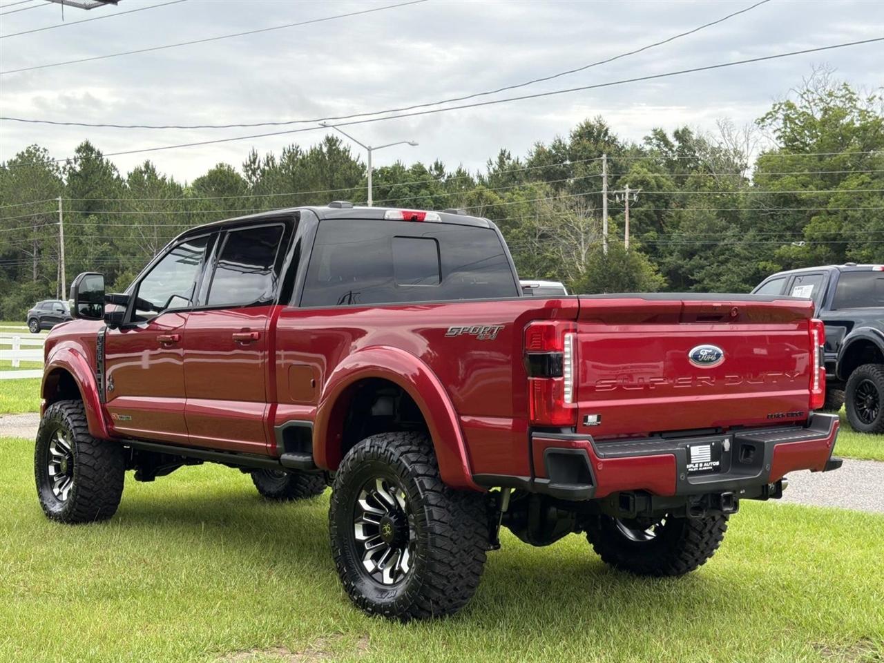 Ford Super Duty F-250 SRW King Ranch 4WD Crew Cab 8' Box 2024