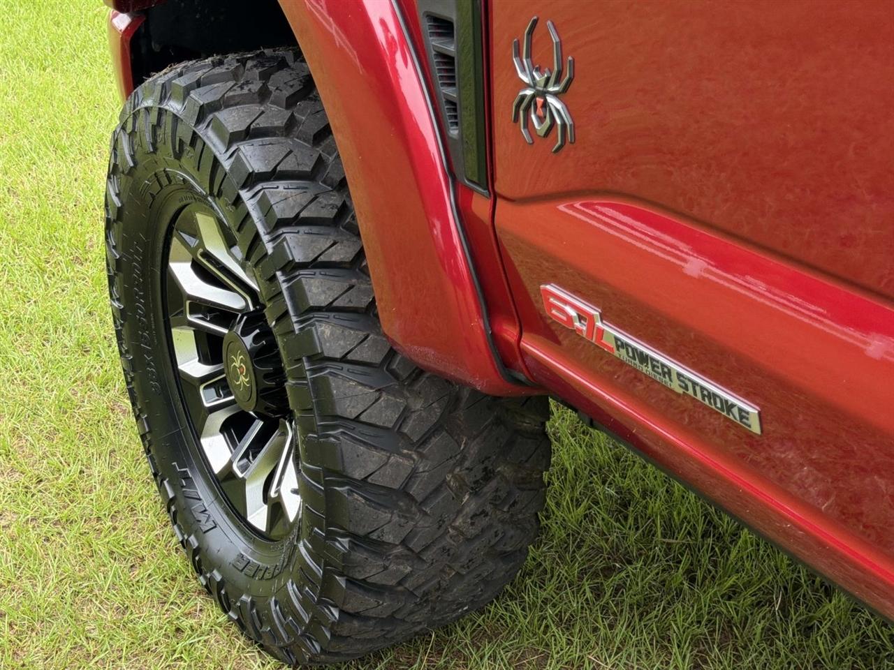 Ford Super Duty F-250 SRW King Ranch 4WD Crew Cab 8' Box 2024