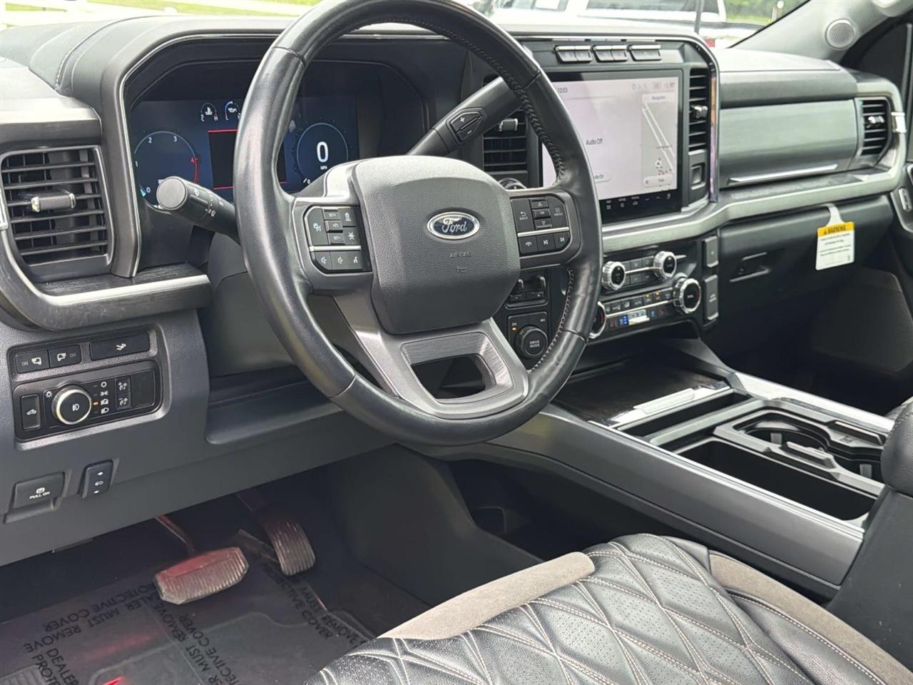 Ford Super Duty F-250 SRW King Ranch 4WD Crew Cab 8' Box 2024