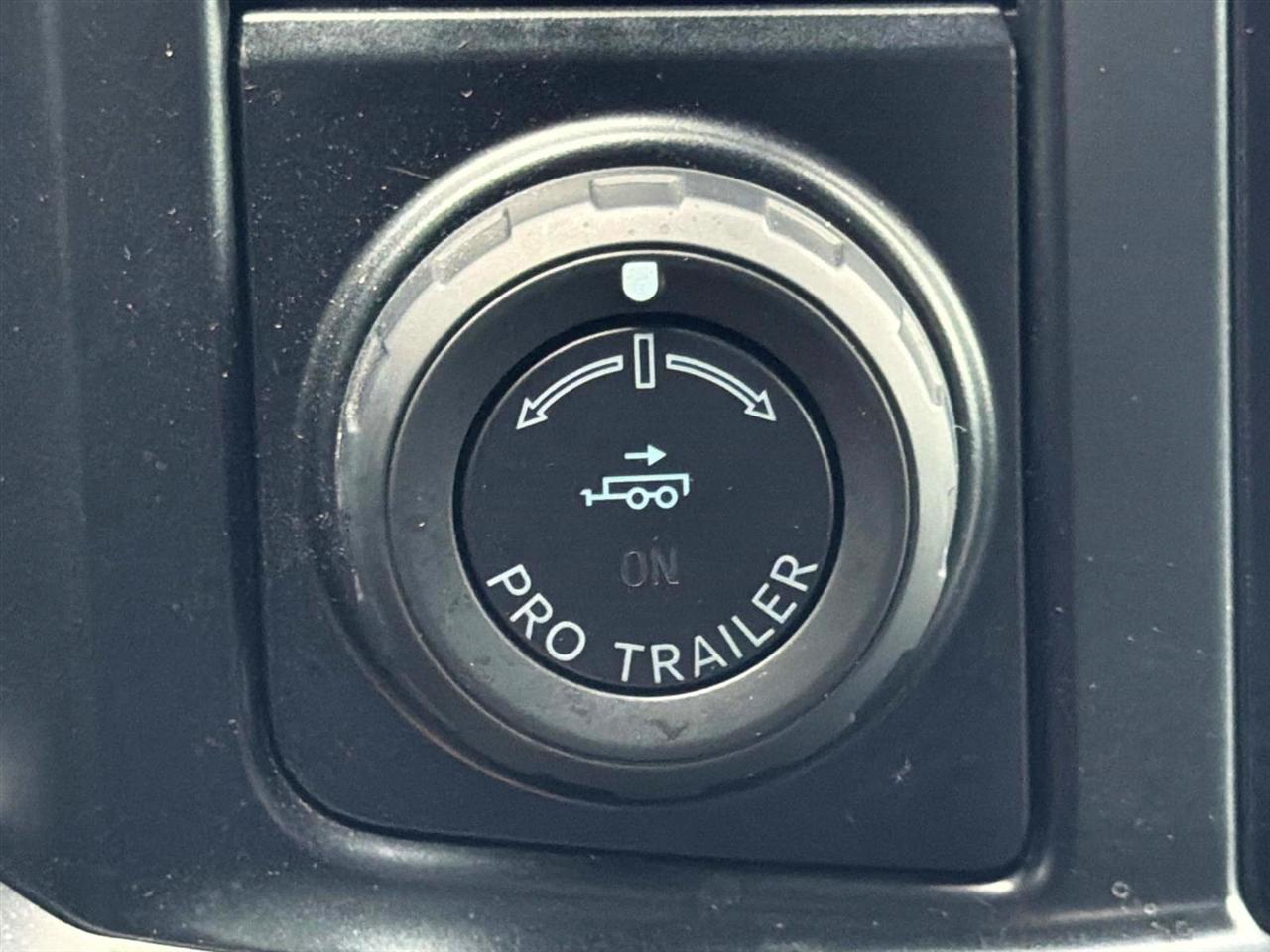 Ford Super Duty F-250 SRW King Ranch 4WD Crew Cab 8' Box 2024