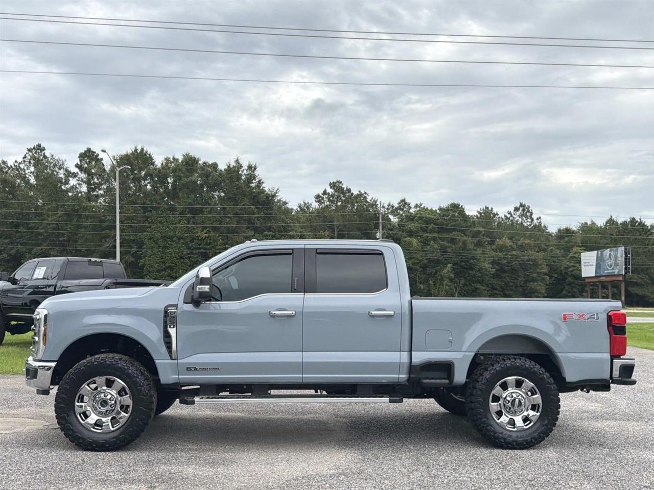 Ford Super Duty F-250 SRW King Ranch 4WD Crew Cab 8' Box 2024