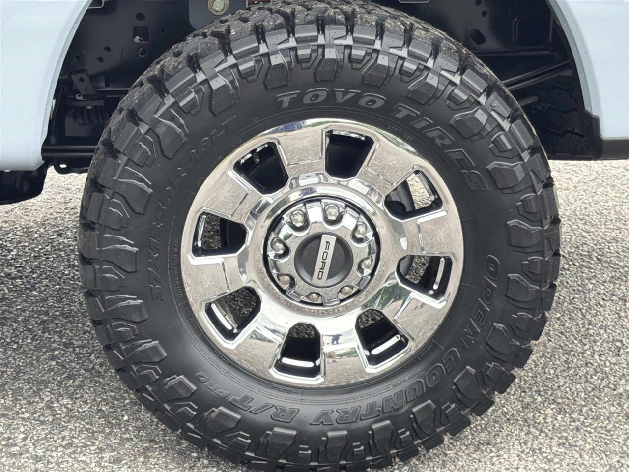 Ford Super Duty F-250 SRW King Ranch 4WD Crew Cab 8' Box 2024
