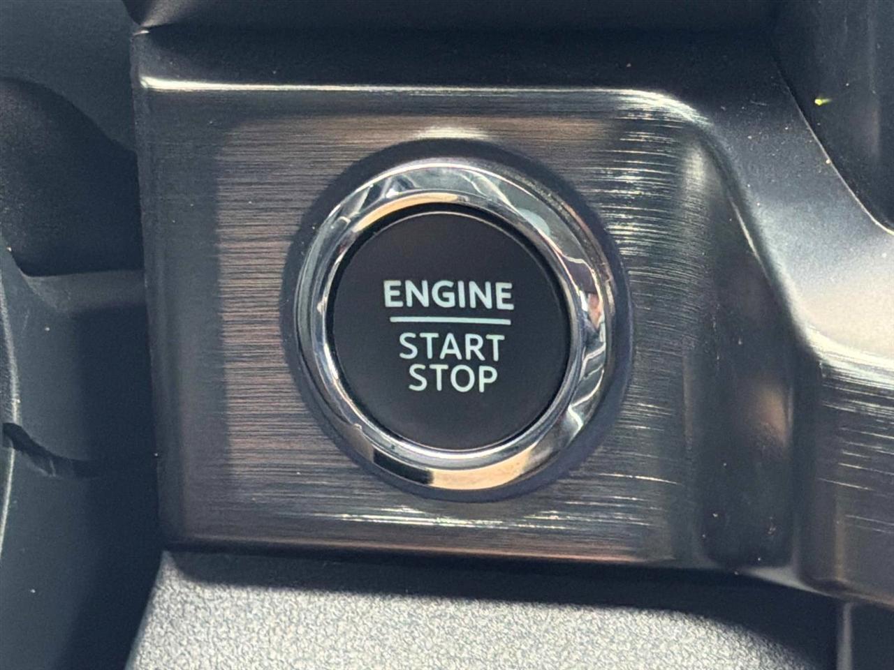 Ford Super Duty F-250 SRW King Ranch 4WD Crew Cab 8' Box 2024
