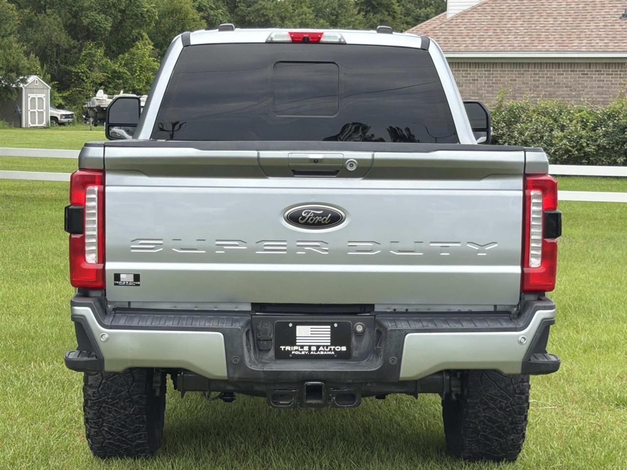 Ford Super Duty F-350 SRW King Ranch 4WD Crew Cab 8' Box 2023