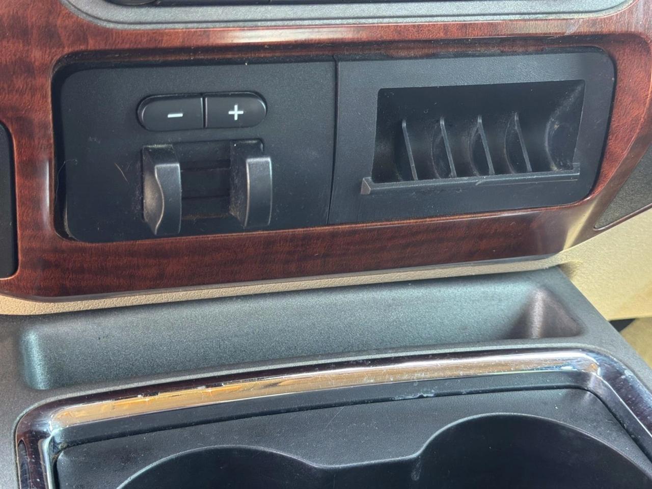 Ford Super Duty F-250 SRW 4WD Crew Cab 156" King Ranch 2011
