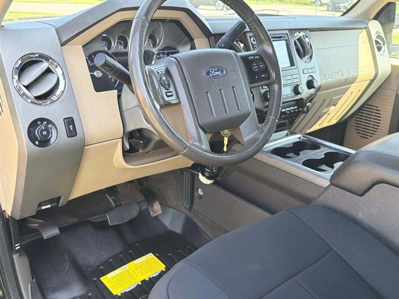 Ford Super Duty F-350 SRW 4WD Crew Cab 156" King Ranch 2012