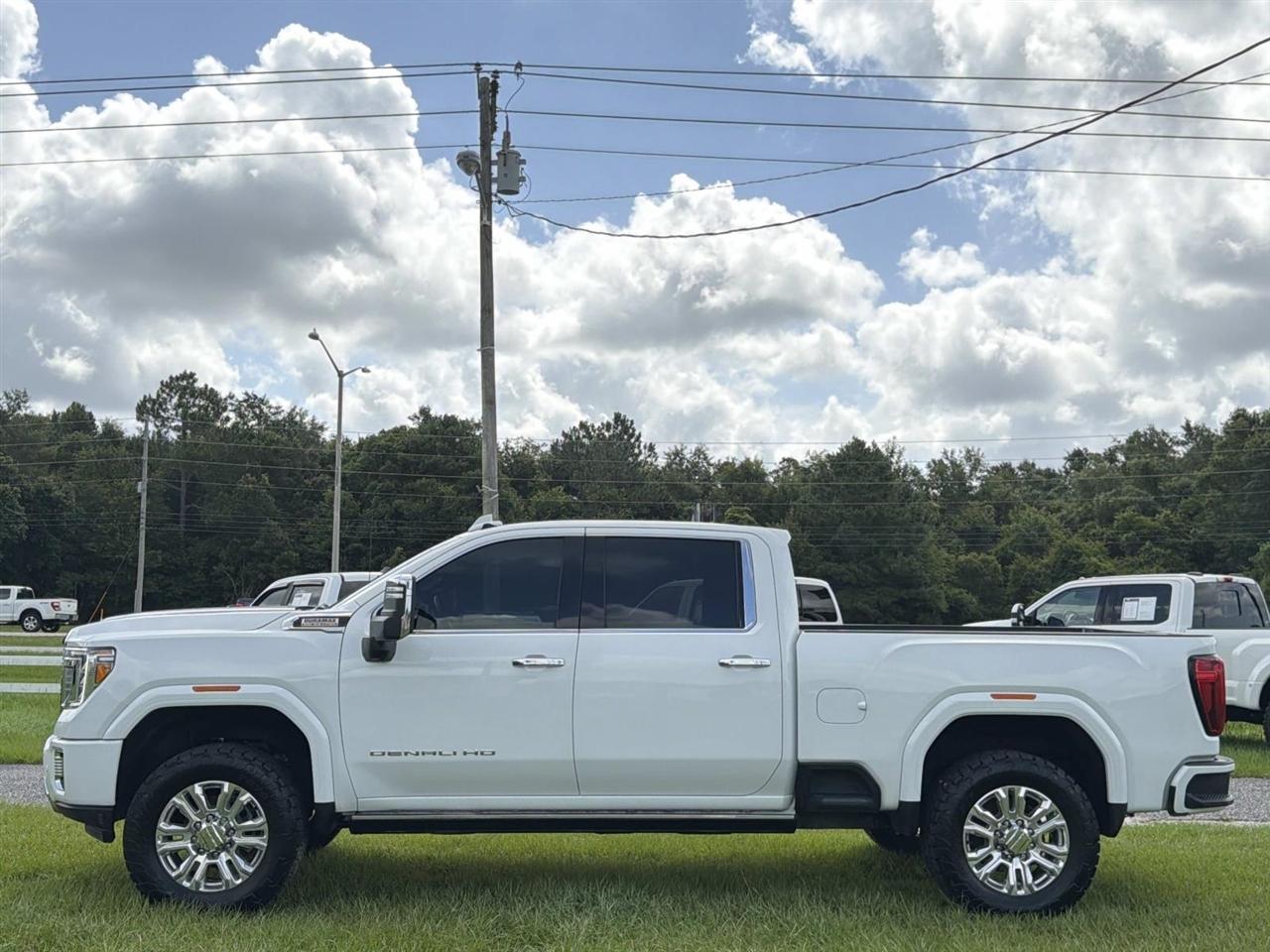 GMC Sierra 2500HD 4WD Crew Cab 159" Denali 2023