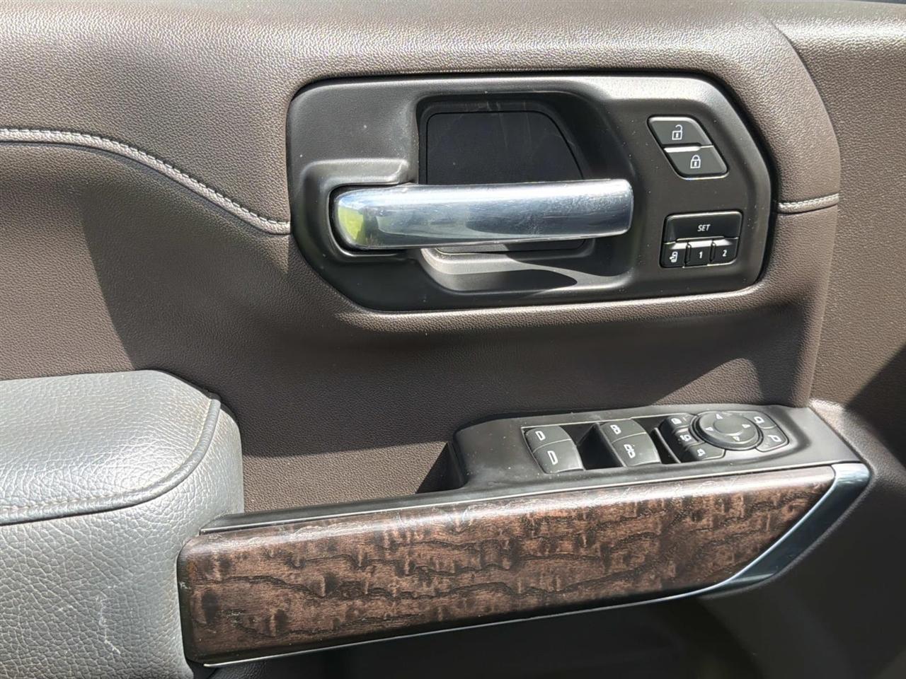 GMC Sierra 2500HD 4WD Crew Cab 159" Denali 2023