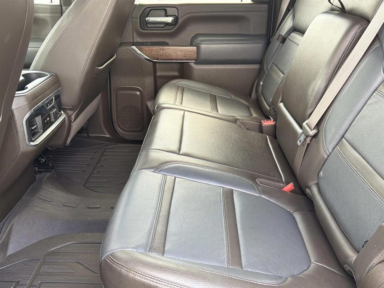 GMC Sierra 2500HD 4WD Crew Cab 159" Denali 2023