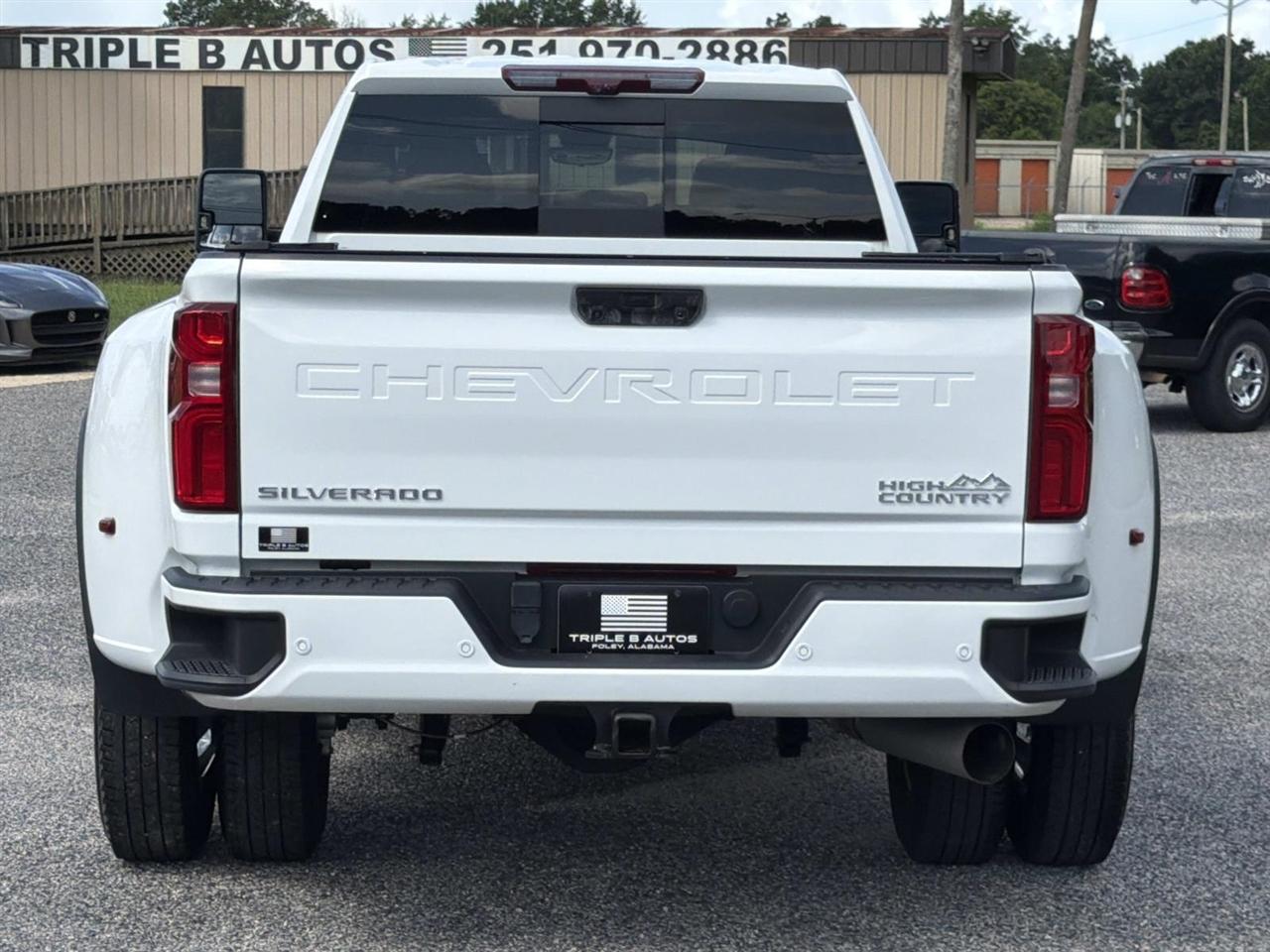 Chevrolet Silverado 3500HD 4WD Crew Cab 172" High Country 2024