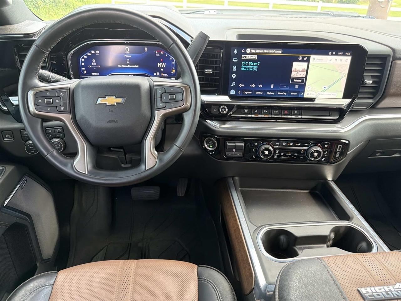 Chevrolet Silverado 3500HD 4WD Crew Cab 172" High Country 2024