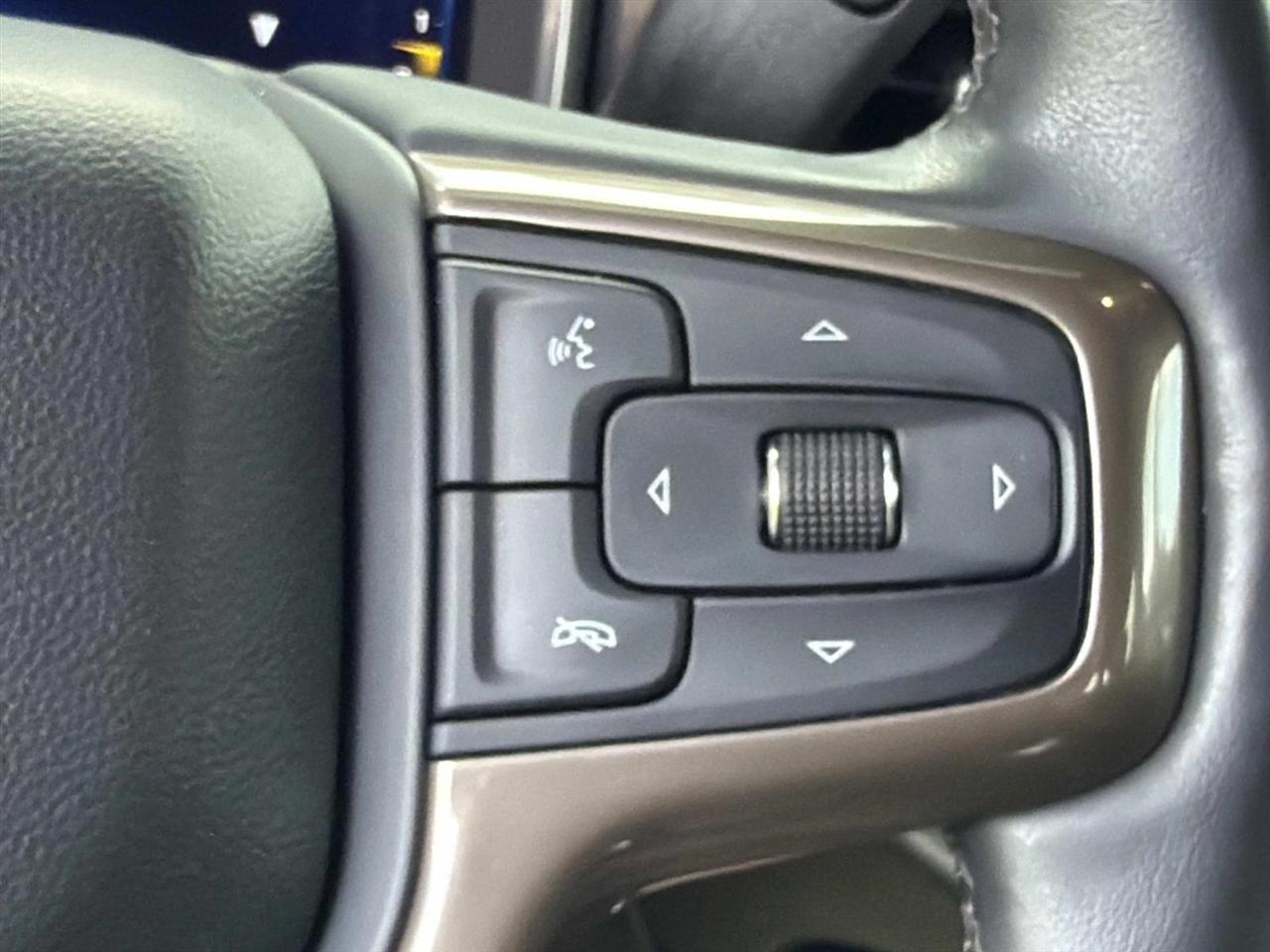 Chevrolet Silverado 3500HD 4WD Crew Cab 172" High Country 2024