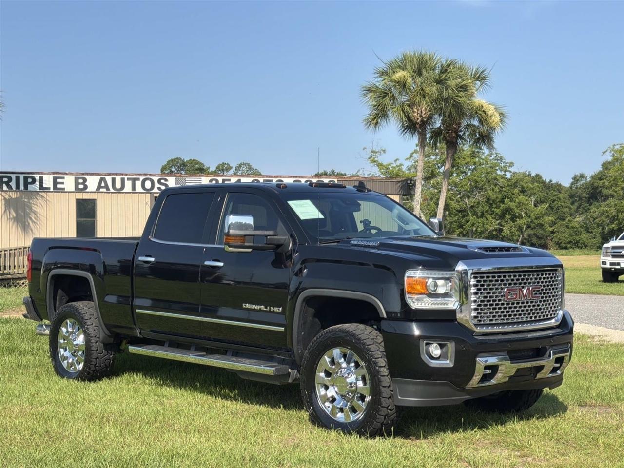 GMC Sierra 2500HD 4WD Crew Cab 153.7" Denali 2017