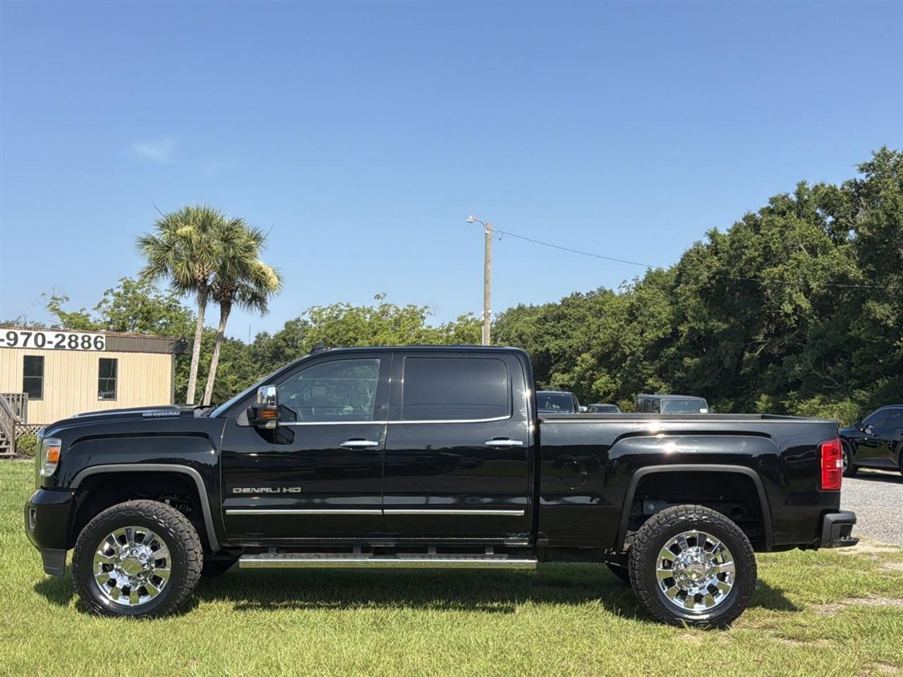 GMC Sierra 2500HD 4WD Crew Cab 153.7" Denali 2017