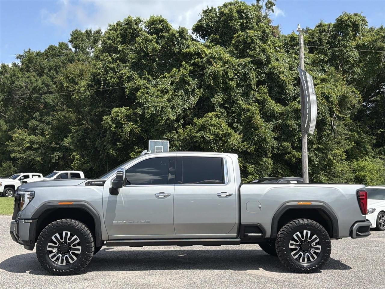 GMC Sierra 2500HD 4WD Crew Cab 159" Denali Ultimate 2025