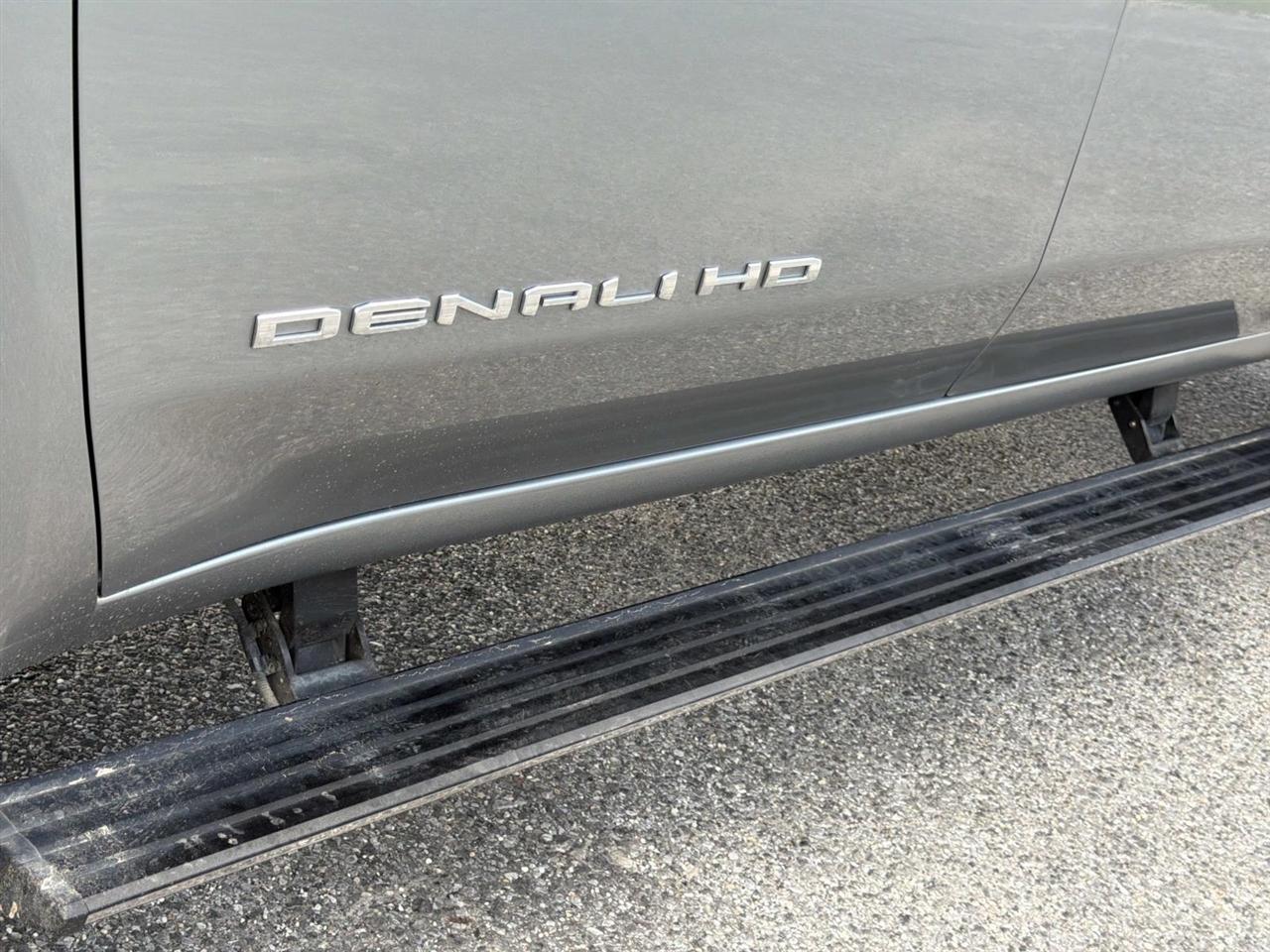 GMC Sierra 2500HD 4WD Crew Cab 159" Denali Ultimate 2025