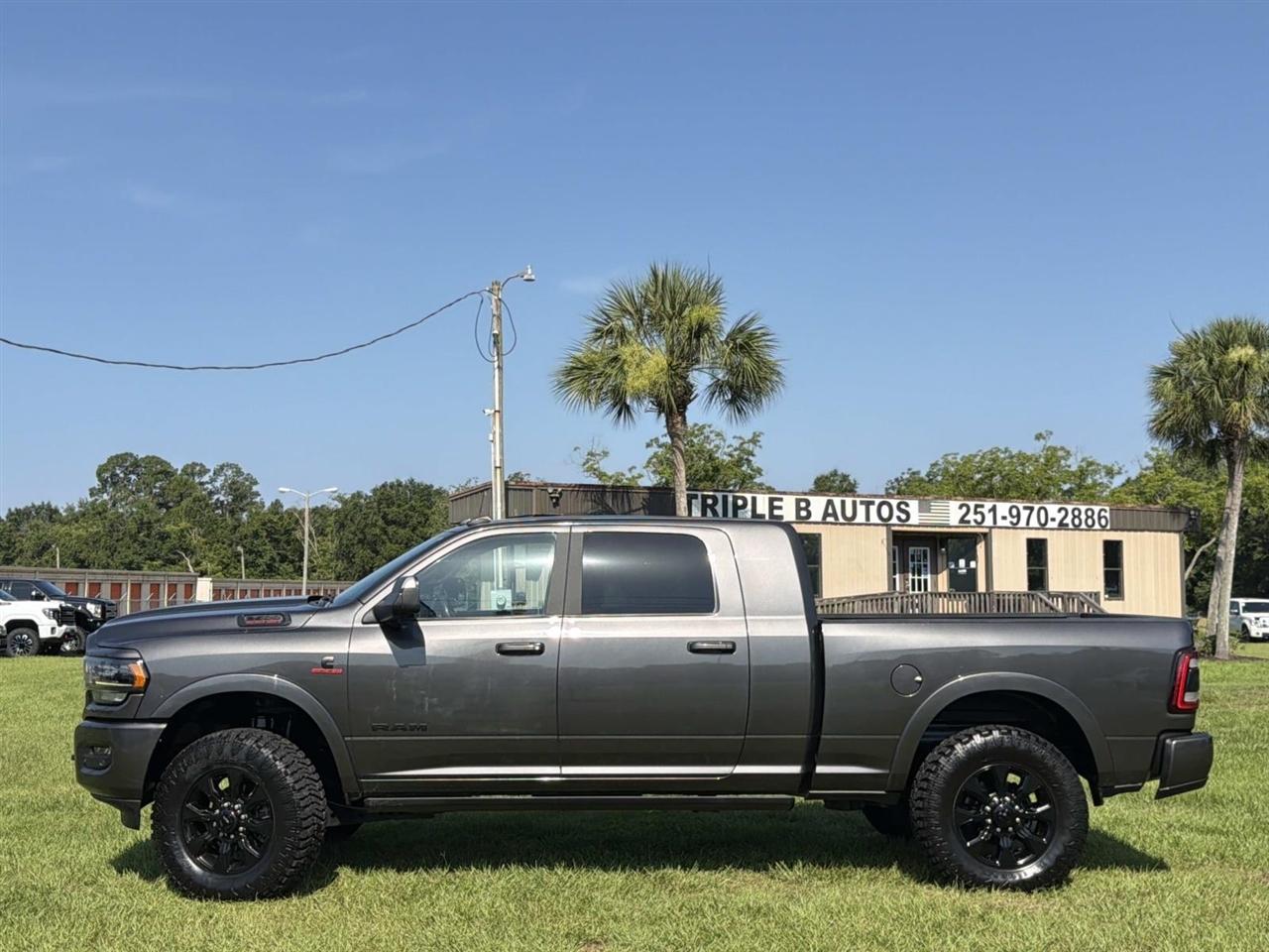 RAM 2500 Limited 4x4 Mega Cab 6'4" Box 2022