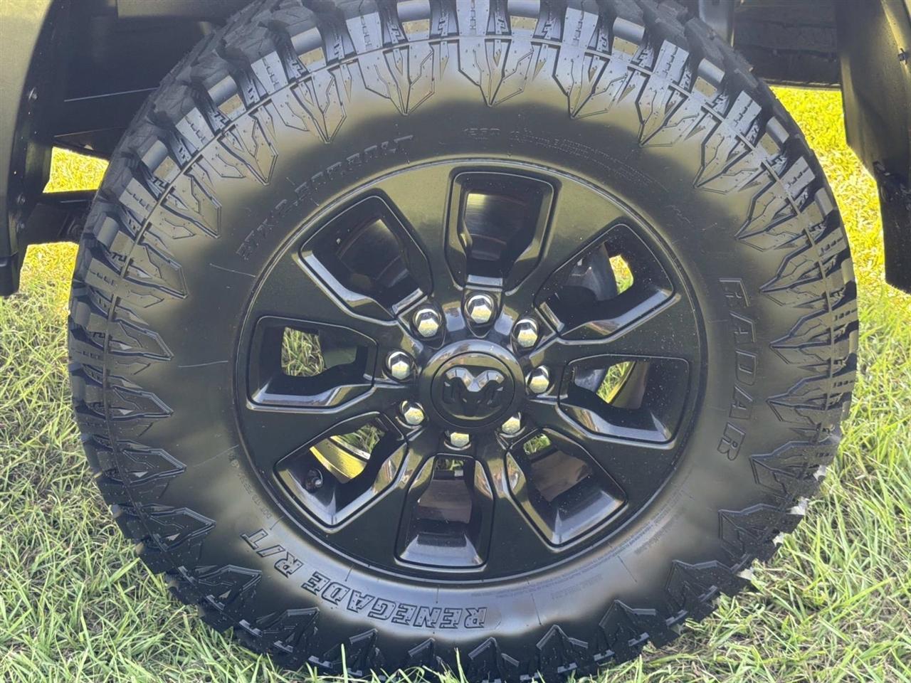 RAM 2500 Limited 4x4 Mega Cab 6'4" Box 2022