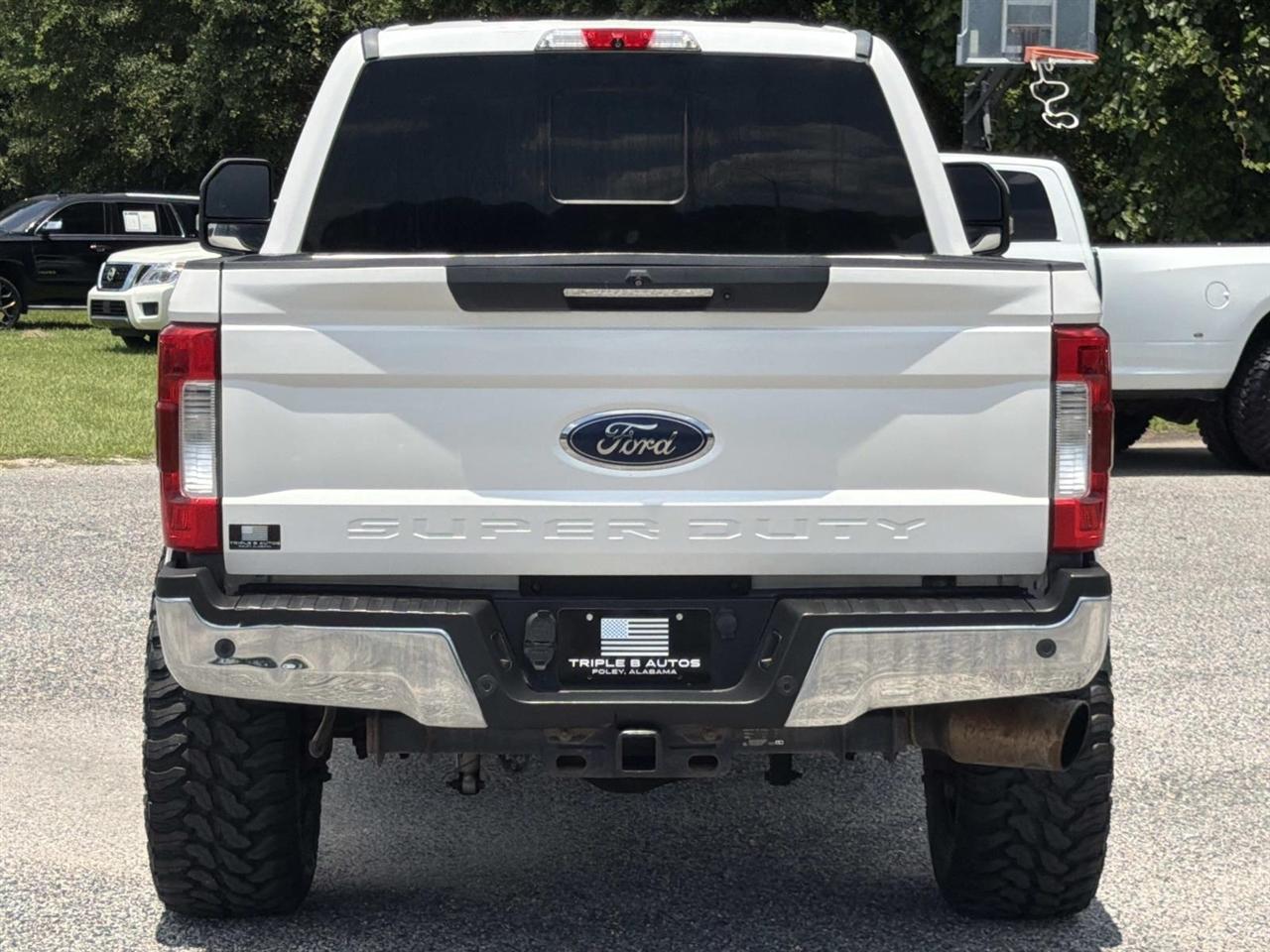 Ford Super Duty F-250 SRW King Ranch 4WD Crew Cab 8' Box 2018