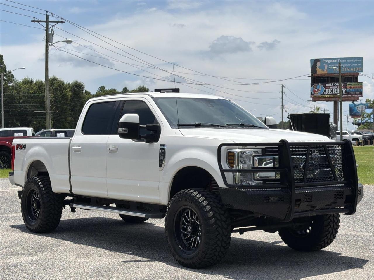 Ford Super Duty F-250 SRW King Ranch 4WD Crew Cab 8' Box 2018