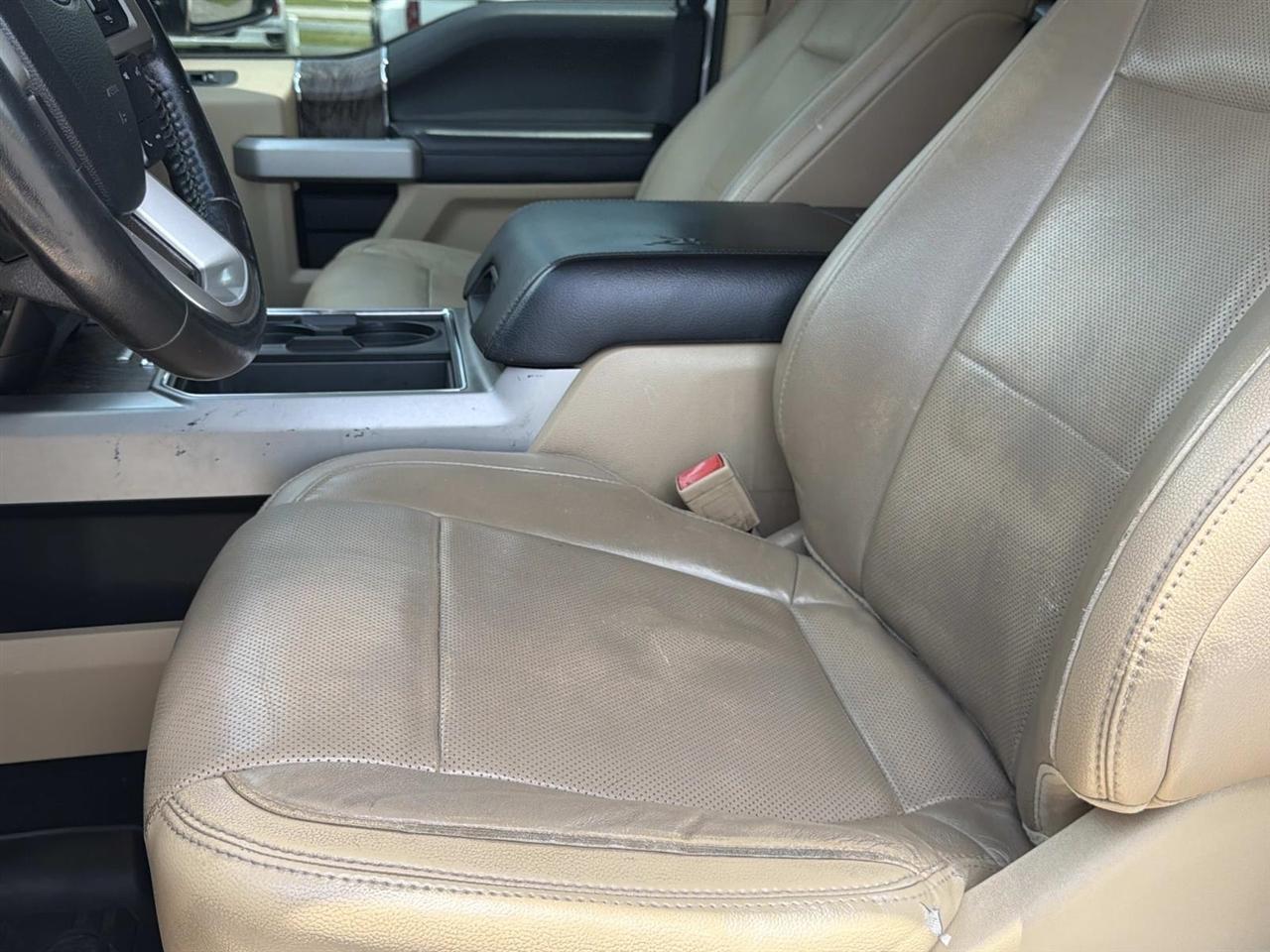 Ford Super Duty F-250 SRW King Ranch 4WD Crew Cab 8' Box 2018