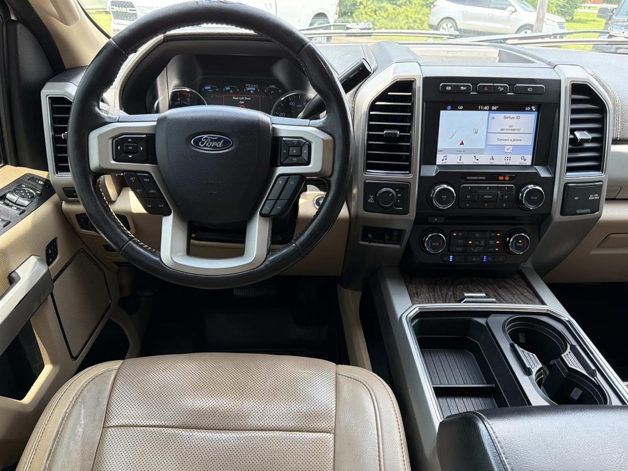 Ford Super Duty F-250 SRW King Ranch 4WD Crew Cab 8' Box 2018