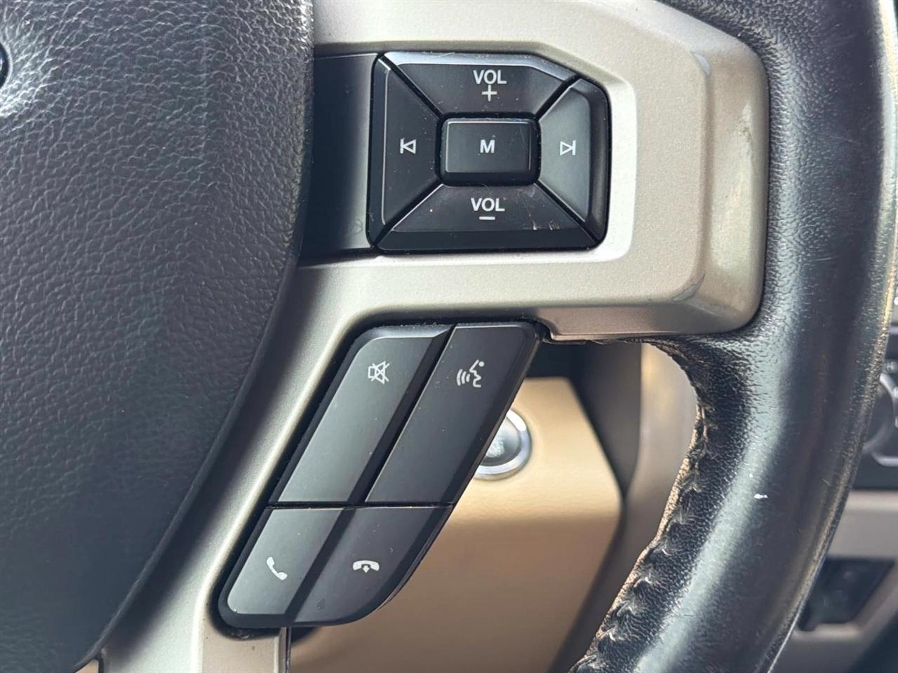 Ford Super Duty F-250 SRW King Ranch 4WD Crew Cab 8' Box 2018