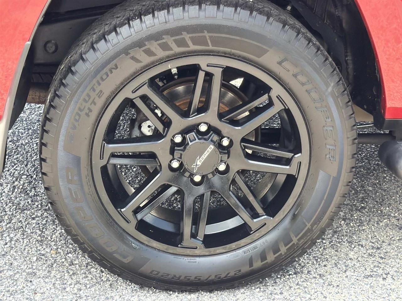 Toyota 4Runner SR5 2WD (Natl) 2022