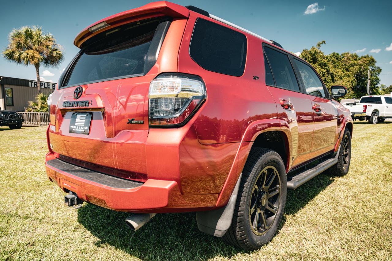 Toyota 4Runner SR5 2WD (Natl) 2022