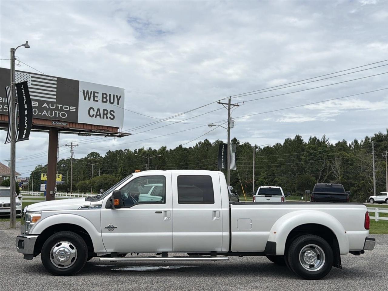 Ford Super Duty F-350 DRW 2WD Crew Cab 172" King Ranch 2016