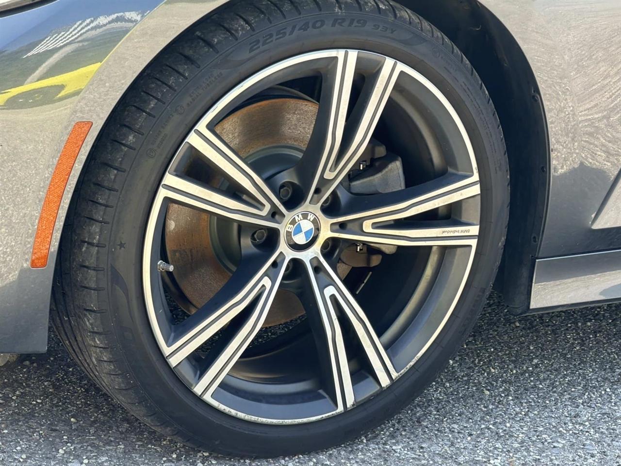 BMW 3 Series 330i Sedan North America 2020