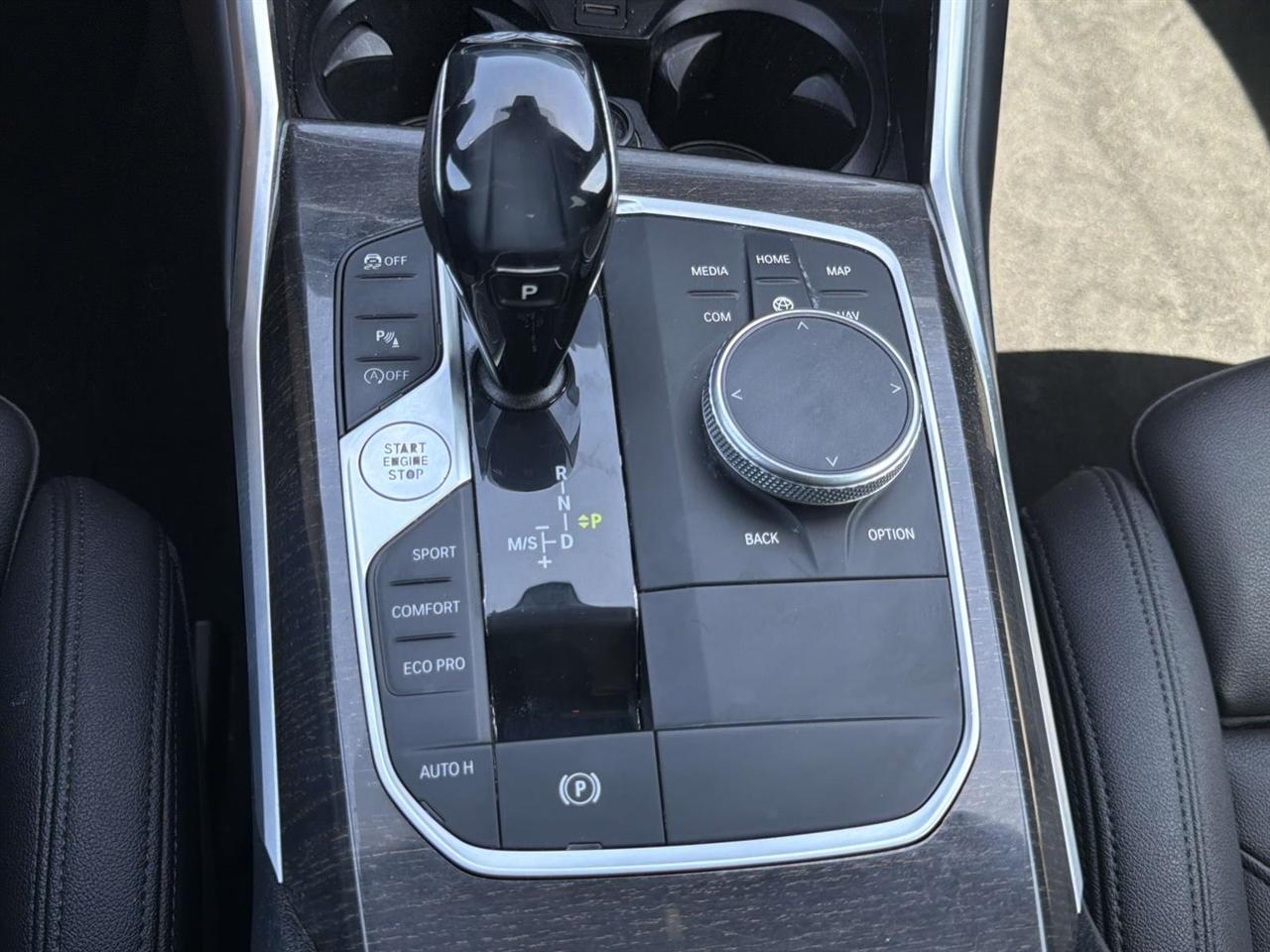 BMW 3 Series 330i Sedan North America 2020