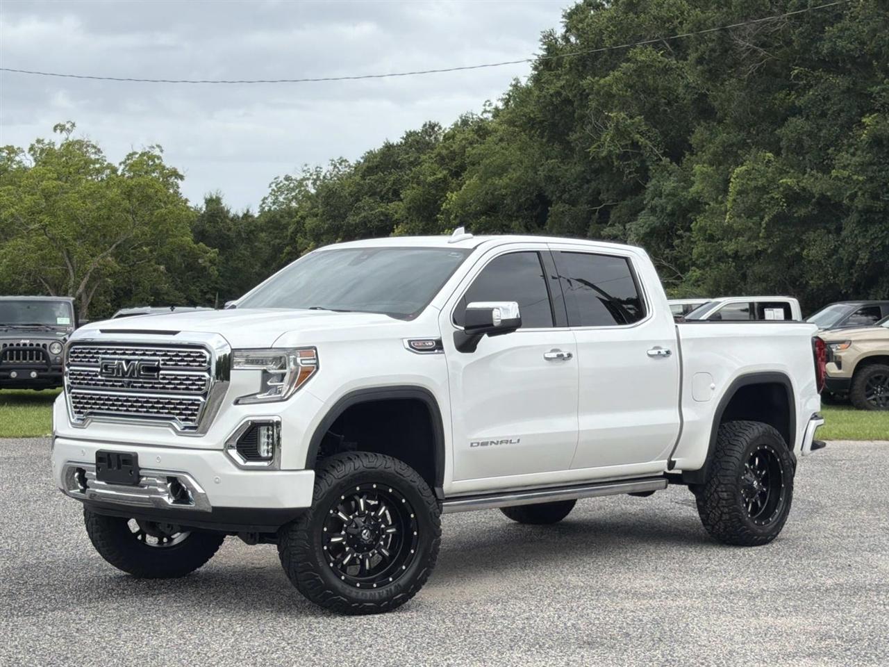 2020 GMC Sierra 1500 4WD Crew Cab 147" Denali