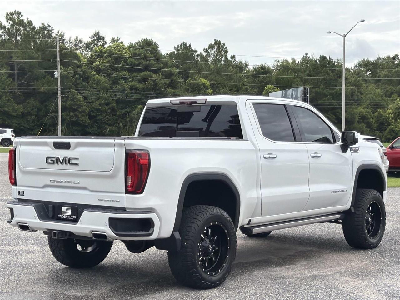 GMC Sierra 1500 4WD Crew Cab 147" Denali 2020