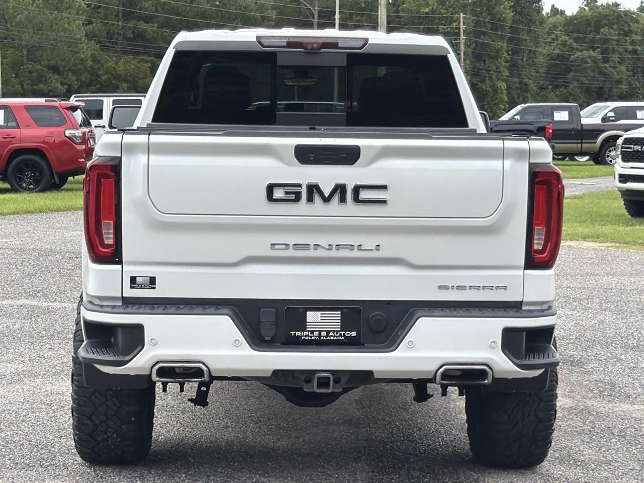 GMC Sierra 1500 4WD Crew Cab 147" Denali 2020
