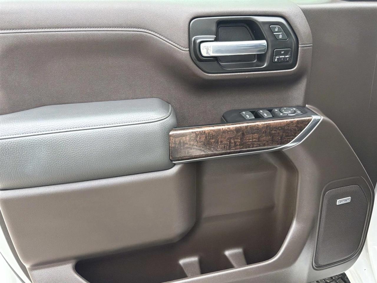 GMC Sierra 1500 4WD Crew Cab 147" Denali 2020