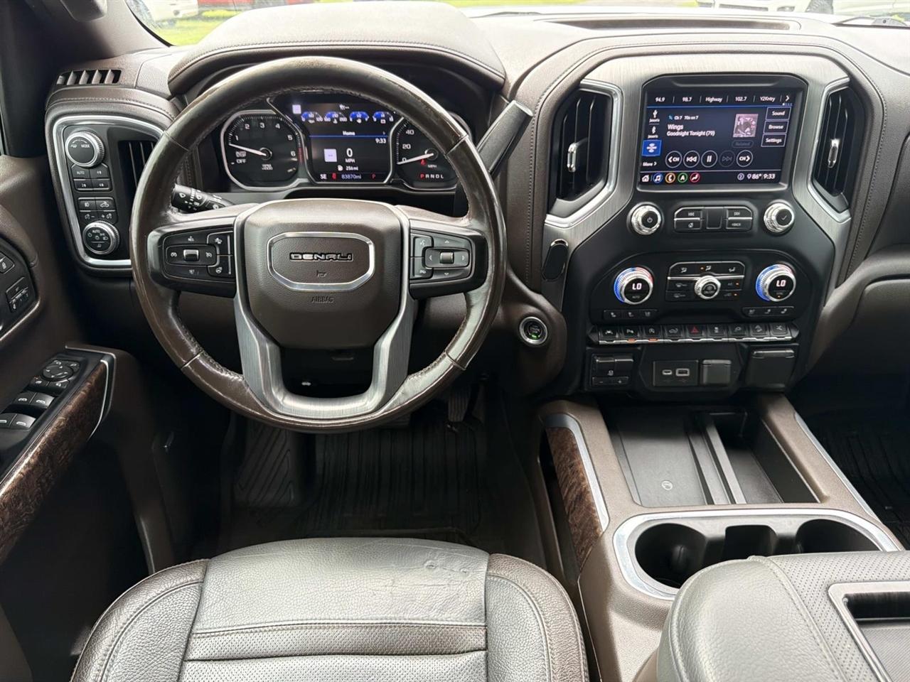 GMC Sierra 1500 4WD Crew Cab 147" Denali 2020
