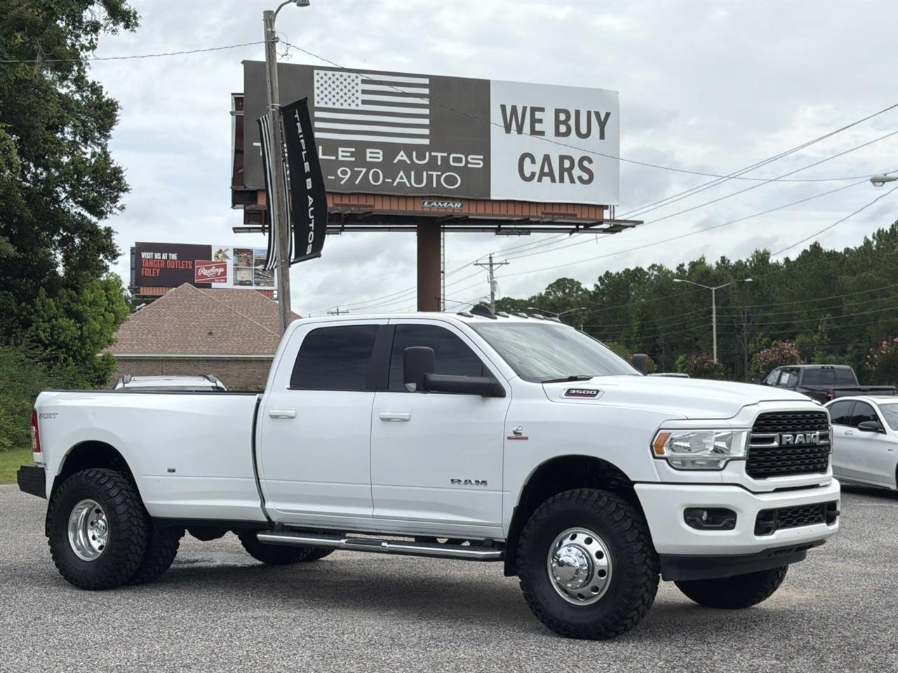 RAM 3500 Big Horn 4x4 Crew Cab 8' Box 2022
