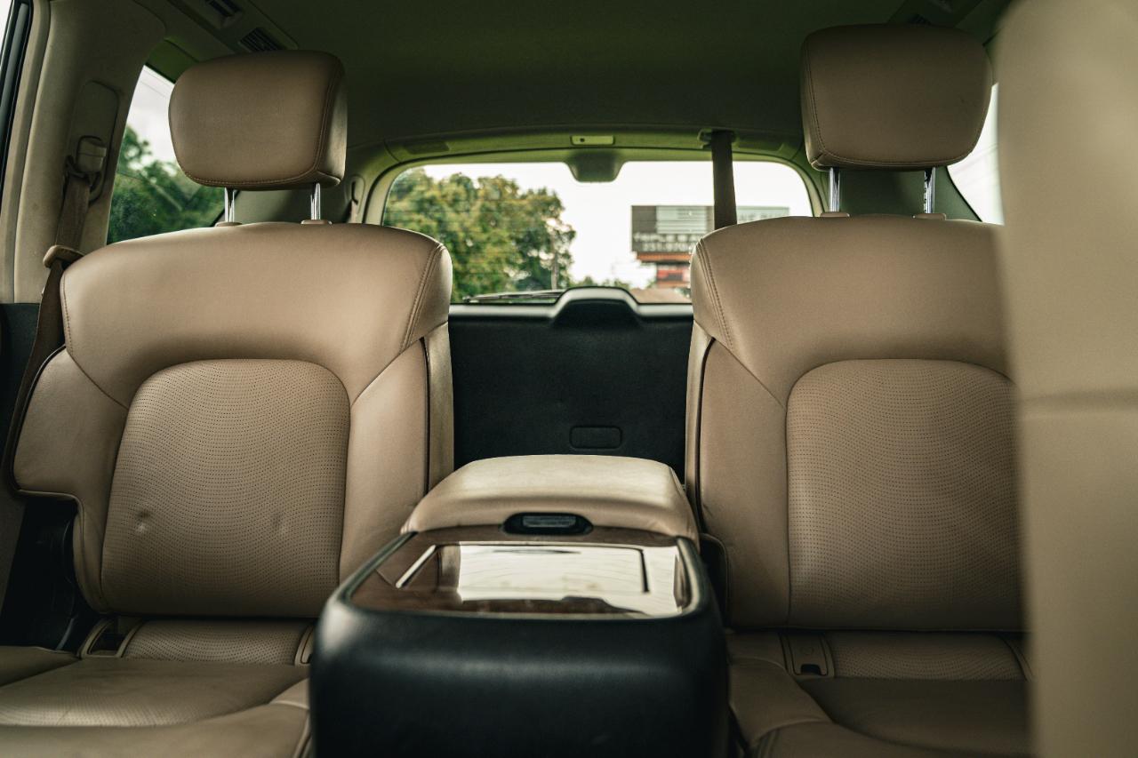 2020 Nissan Armada Platinum - Photo 16