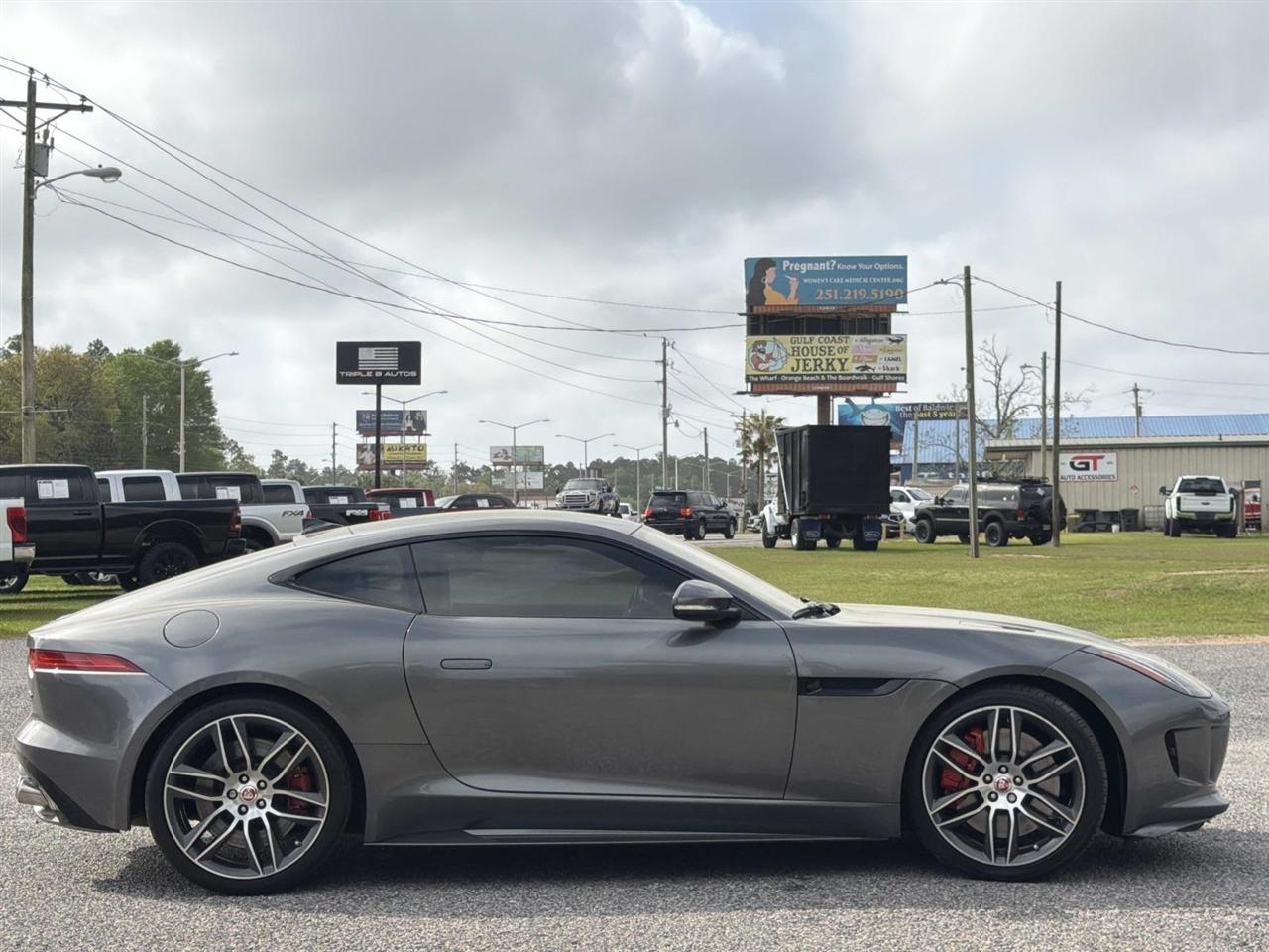 Jaguar F-Type Coupe Auto R AWD 2017
