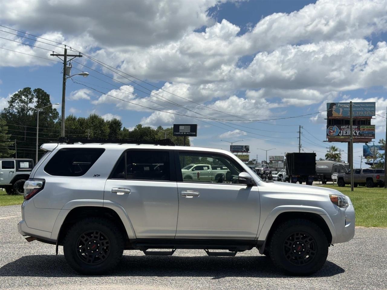 Toyota 4Runner TRD Off Road Premium 4WD (Natl) 2018