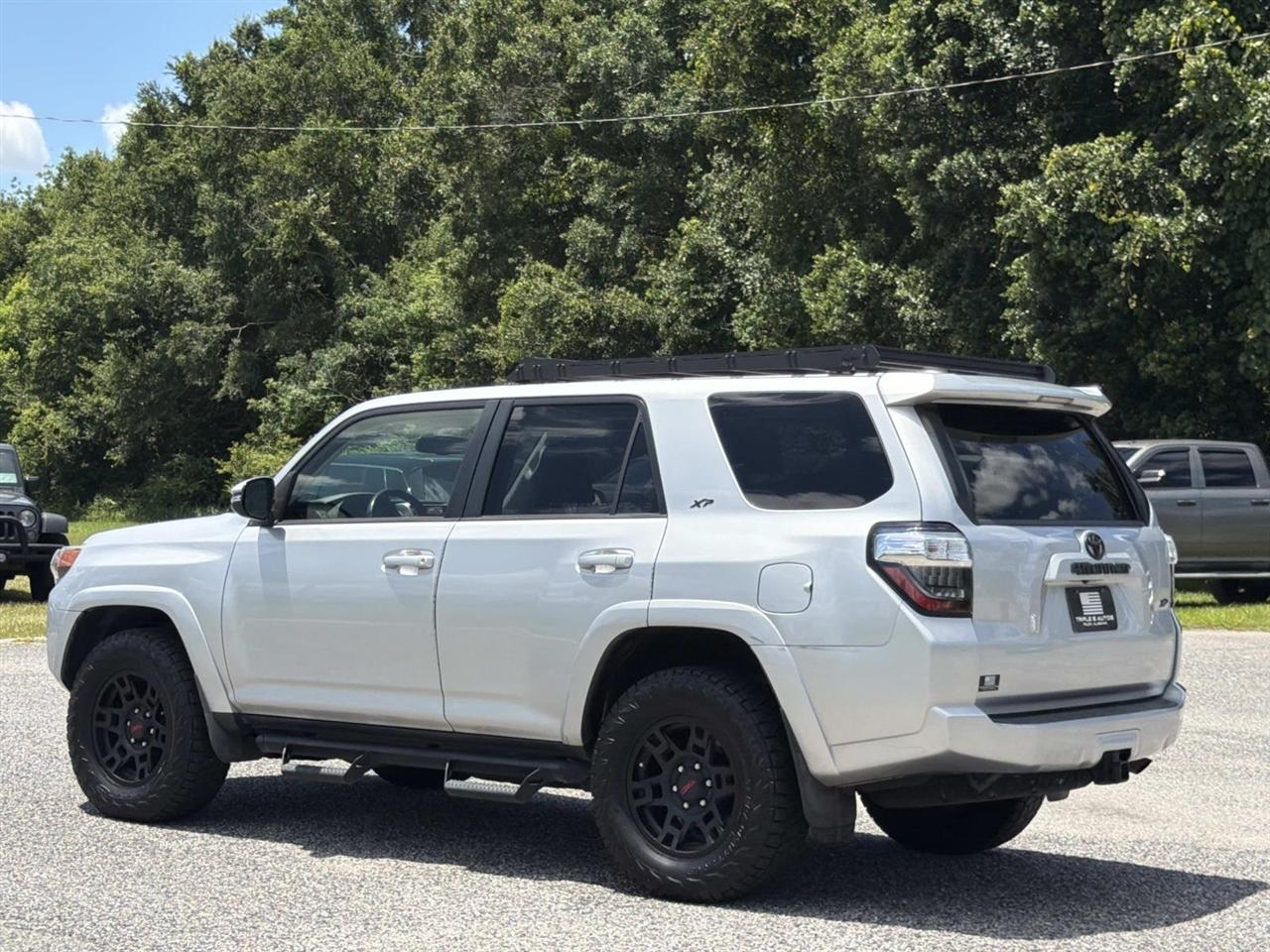 Toyota 4Runner TRD Off Road Premium 4WD (Natl) 2018