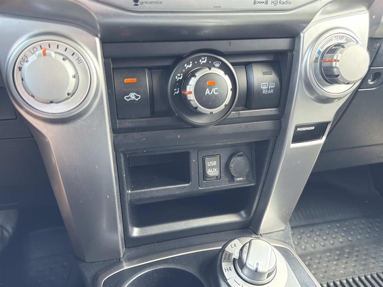 Toyota 4Runner TRD Off Road Premium 4WD (Natl) 2018