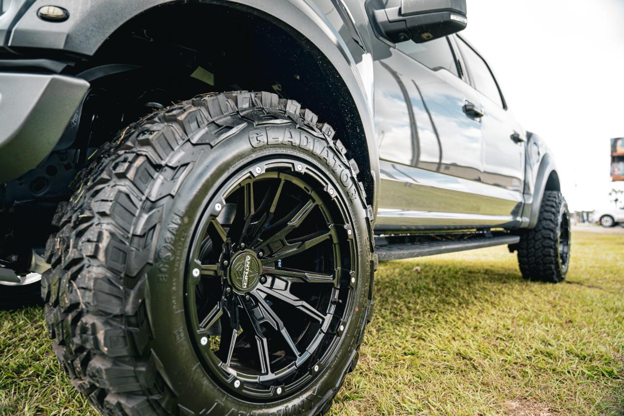Ford F-150 Raptor 4WD SuperCrew 5.5' Box 2018