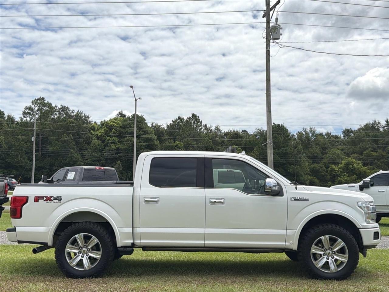 Ford F-150 Platinum SuperCrew 4WD 2018