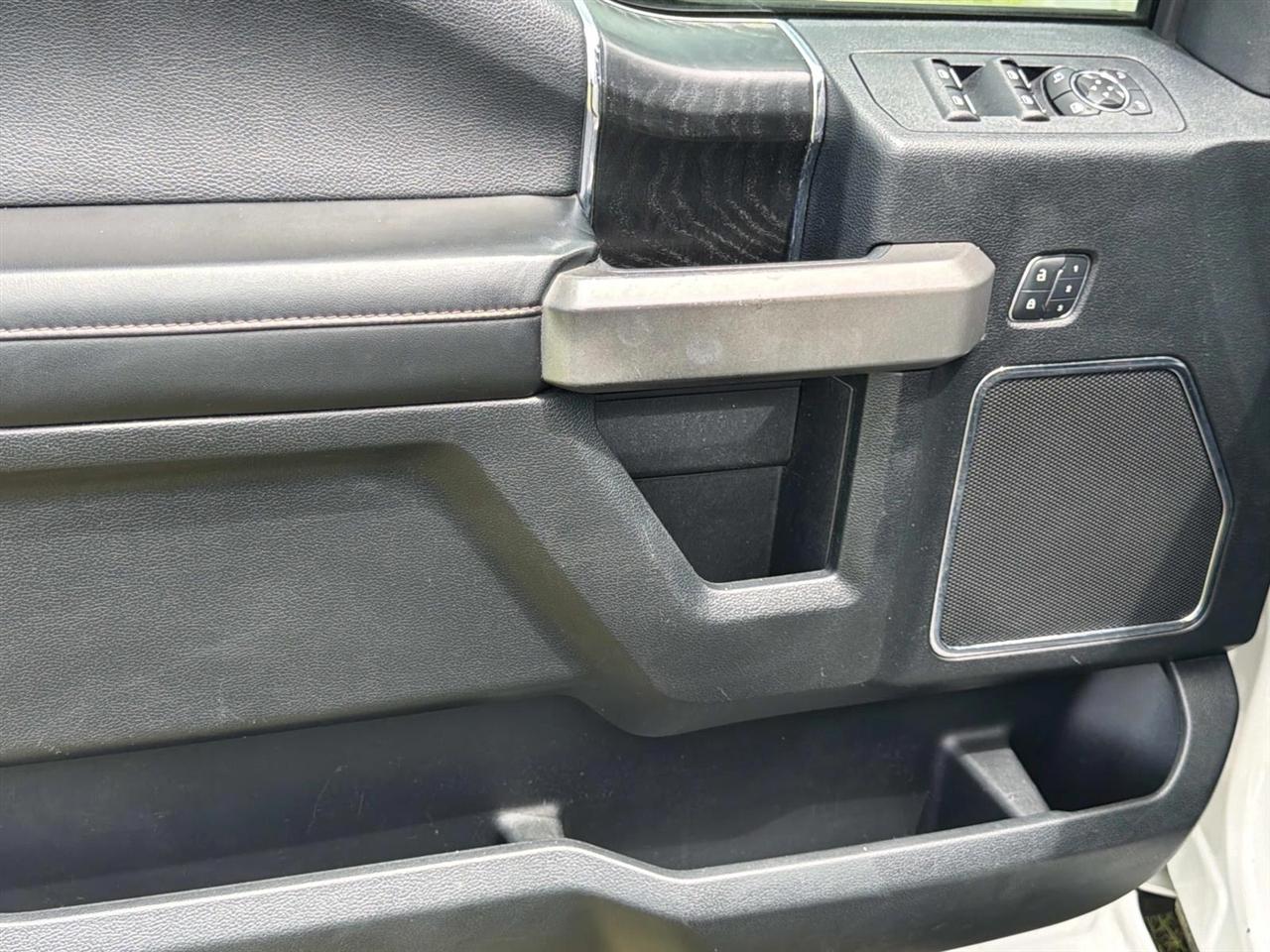 Ford F-150 Platinum SuperCrew 4WD 2018
